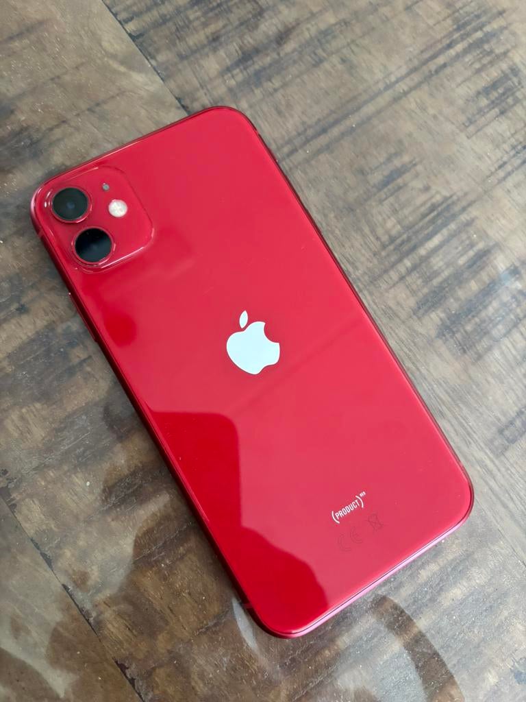 Zeer nette IPhone 11 128gb, Telecommunicatie, Mobiele telefoons | Apple iPhone, 71 %, Zonder simlock, Zonder abonnement, Rood
