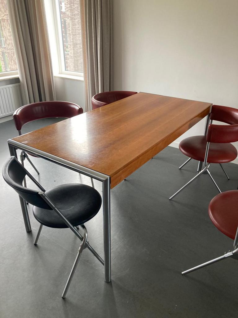 Tafel (niet de stoelen) GRATIS, Ophalen, 50 tot 100 cm, Zo goed als nieuw, 150 tot 200 cm