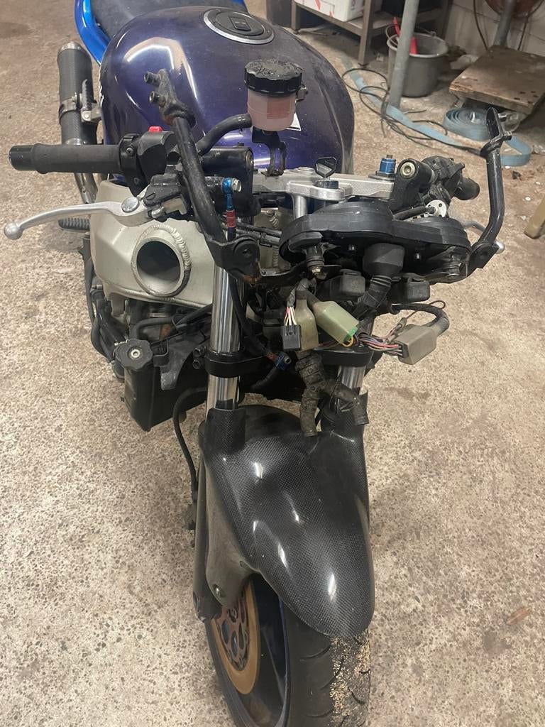 Kawasaki Ninja ZX9R – Project / – Loopt goed, Ophalen