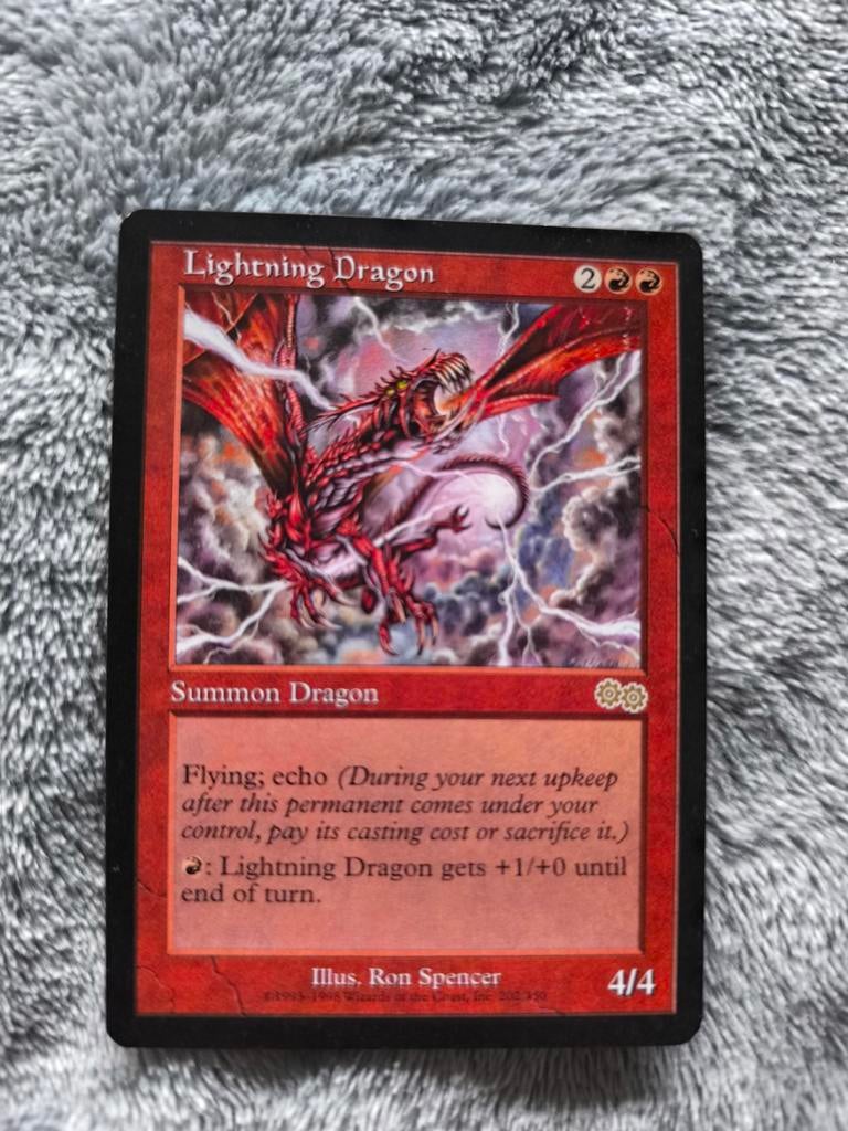 Magic: The Gathering - Lightning Dragon, Hobby en Vrije tijd, Verzenden