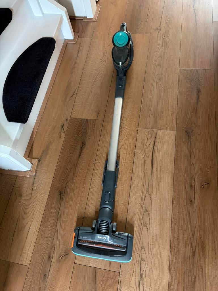 Philips SpeedPro FC6726/01 snoerloze steelstofzuiger, Ophalen of Verzenden, Gebruikt, Reservoir, Kruimeldief