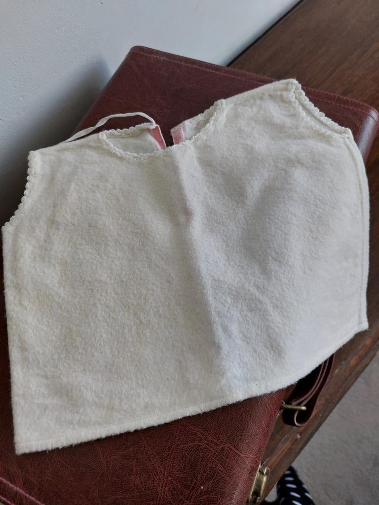 Oud babyhemdje, Antiek en Kunst, Ophalen of Verzenden