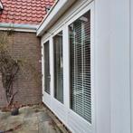 2 houten kozijnen met dubbel glas met deuren, Doe-het-zelf en Verbouw, Kozijnen en Schuifpuien, Gebruikt, Ophalen of Verzenden