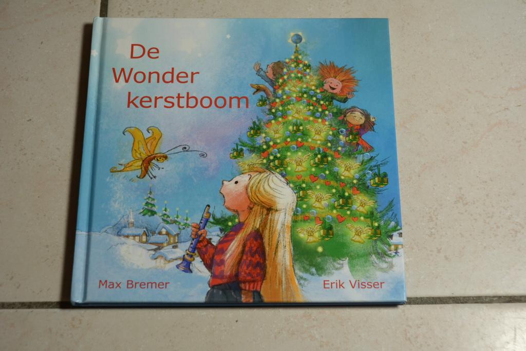 De Wonder kerstboom / Max Bremer, Boeken, Ophalen of Verzenden, Zo goed als nieuw, Fictie algemeen