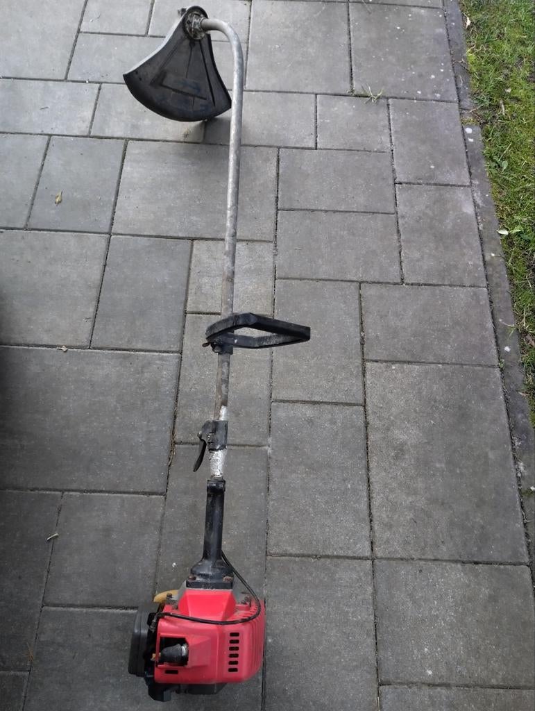 Bosmaaier / multi tool op benzine. 135 cm lang, Tuin en Terras, Bosmaaiers, Gebruikt, Benzine, 30 tot 50 cm, Ophalen of Verzenden