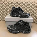 Balenciaga Runner Black | Maat 42, Kleding | Heren, Schoenen, Ophalen of Verzenden, Nieuw, Zwart