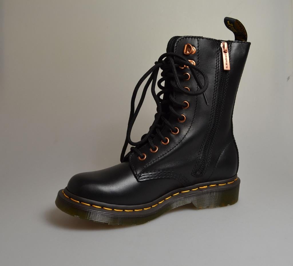 dr martens 1490 hwd wanama zwart maat 36 nieuw, Kleding | Dames, Schoenen, Hoge laarzen, Zwart, Nieuw, Ophalen of Verzenden