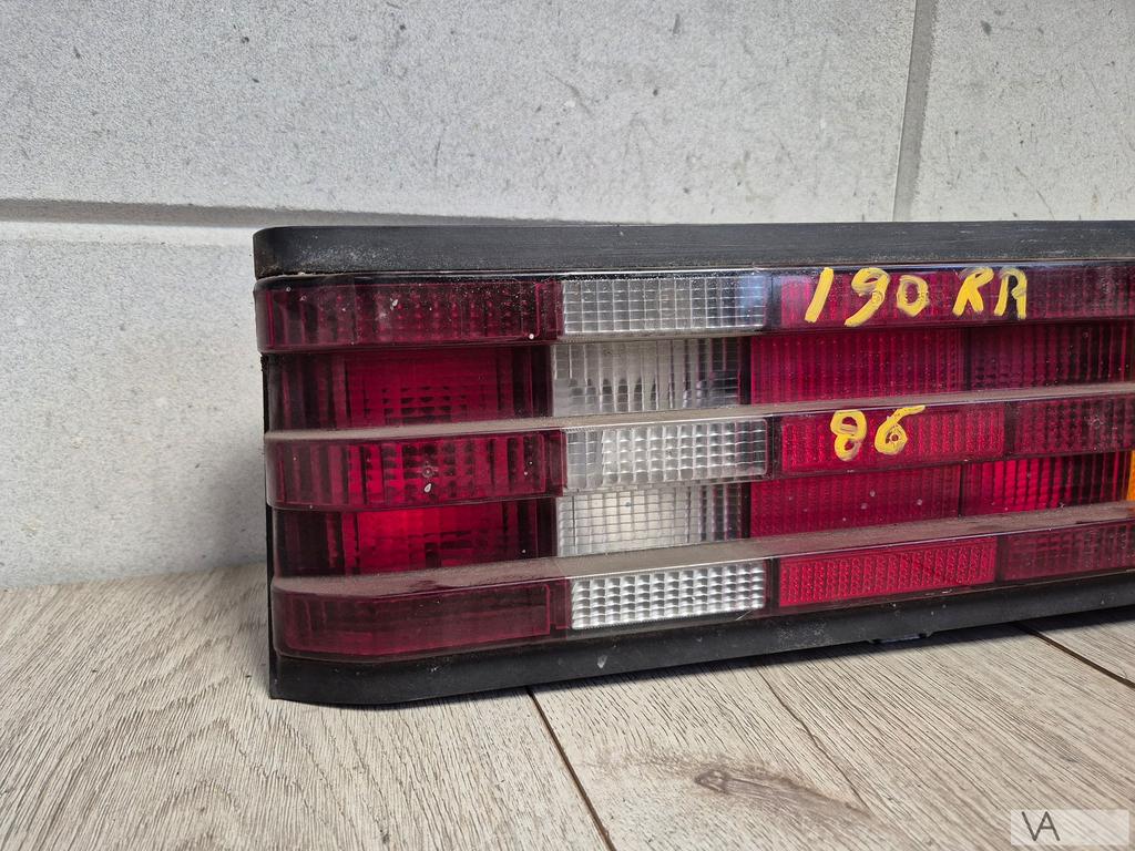 Mercedes 190 w201 achterlicht rechts 1983 - 1993 COMPLEET, Gebruikt, -, Ophalen of Verzenden, -