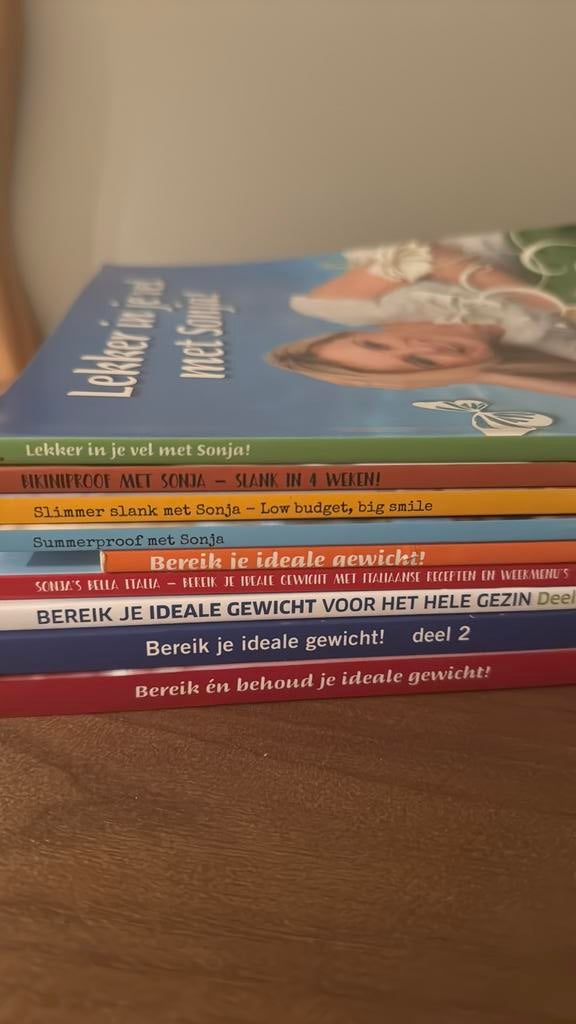 Zeer compleet pakket Sonja Bakker boeken>9 stuks<, Ophalen of Verzenden, Gelezen