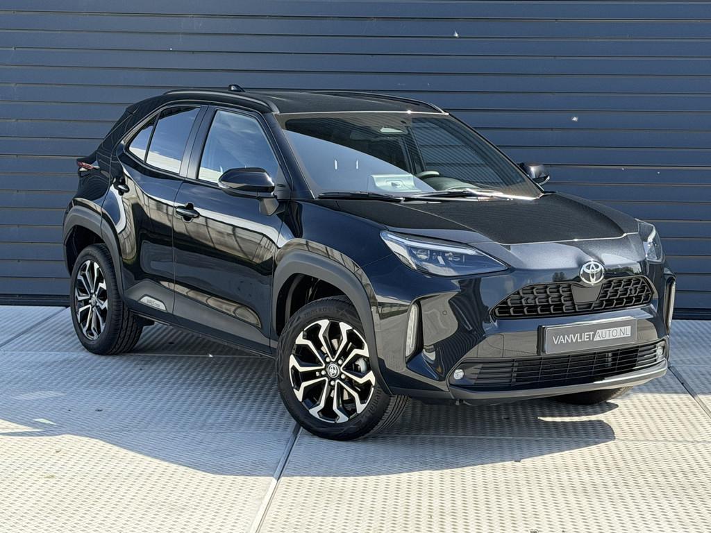 Toyota Yaris Cross 1.5 Hybrid 130 PK AUT Dynamic / Camera /, Stof, Gebruikt, Met garantie (alle), 116 pk
