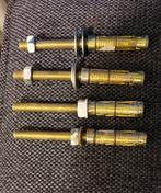 4 Keilbouten/ muurankers., Ophalen of Verzenden, Zo goed als nieuw, Bouten of Moeren