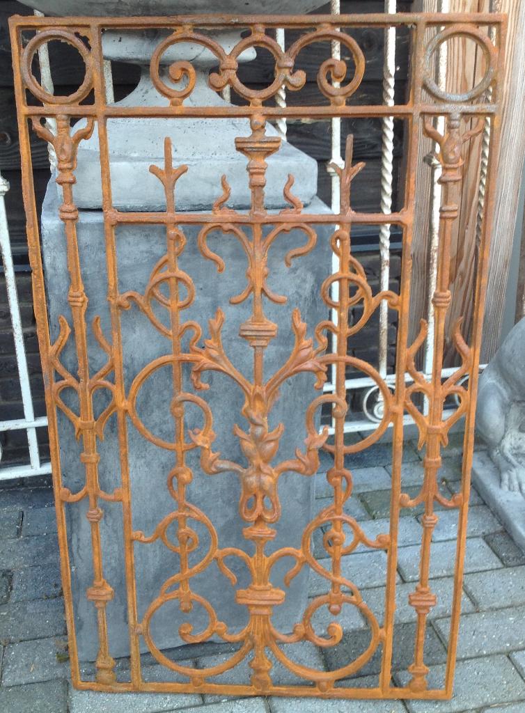 Deurrooster gietijzer jugendstil 100/60 in twee kleuren., Antiek en Kunst, Curiosa en Brocante, Ophalen of Verzenden