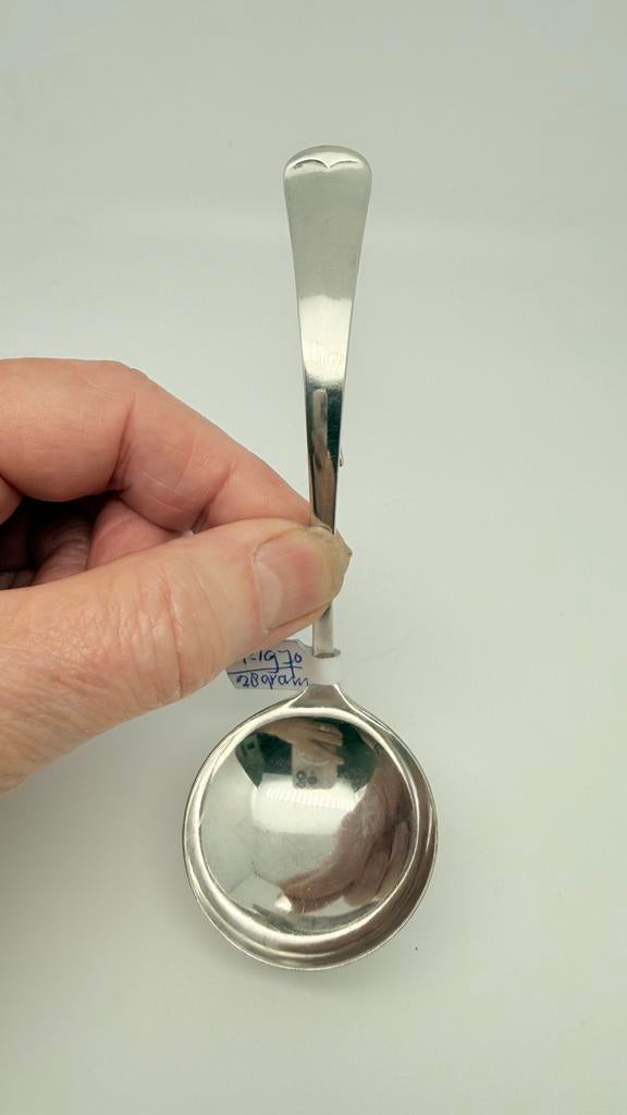 Zilveren sauslepel. Model: Haagslofje. Lengte: 13 cm., Antiek en Kunst, Verzenden, Zilver