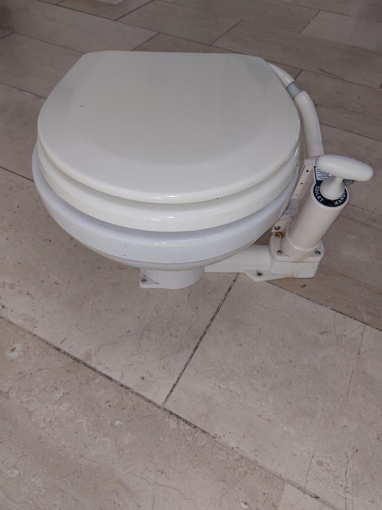 Boot toilet - Handmatig pomptoilet voor aan boord, Ophalen, Gebruikt, Kombuis en Sanitair