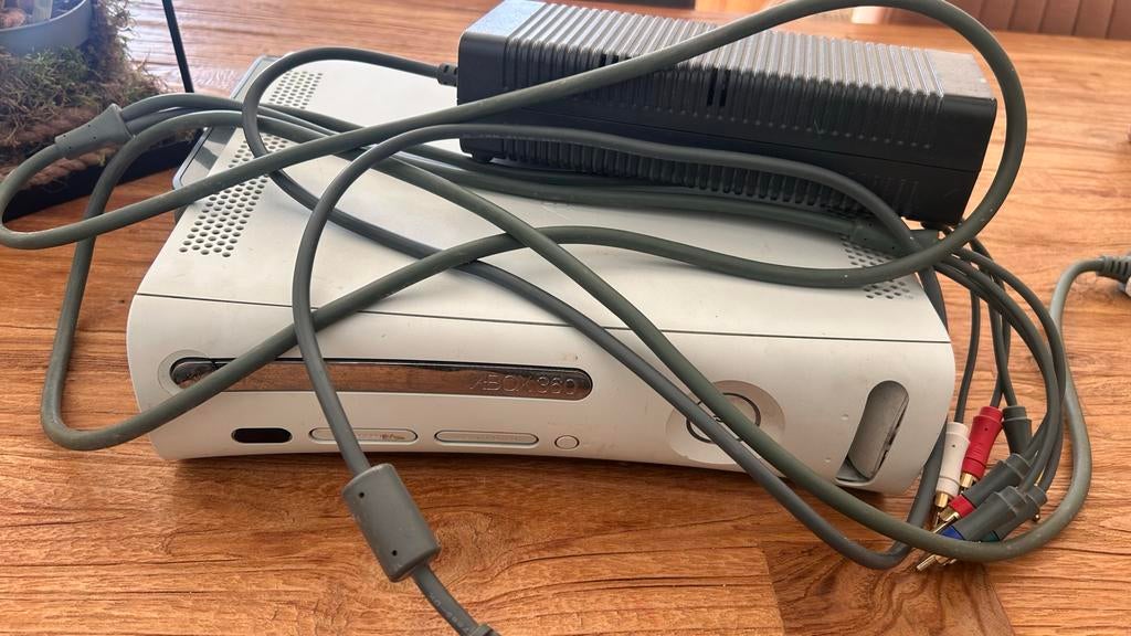 Xbox 360 met 60GB HDD, Gebruikt, 360 Pro of Premium, Ophalen of Verzenden, Met kinect