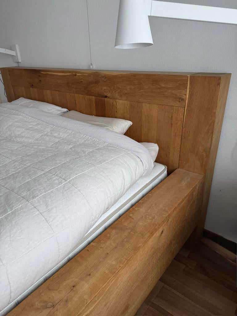 Goossens massief houten eiken tweepersoonsbed 180x210 cm, Huis en Inrichting, Slaapkamer | Bedden, Ophalen, Gebruikt, Overige kleuren