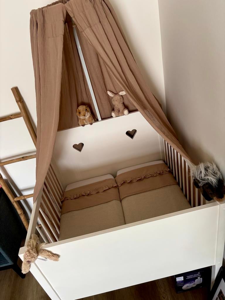 Tweeling wieg inclusief hemel en (optioneel) matrasjes, Kinderen en Baby's, Babywiegjes en Ledikanten, Ophalen, Gebruikt, Wieg