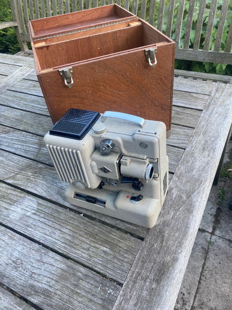Filmprojector, Verzamelen, Fotografica en Filmapparatuur, Ophalen of Verzenden