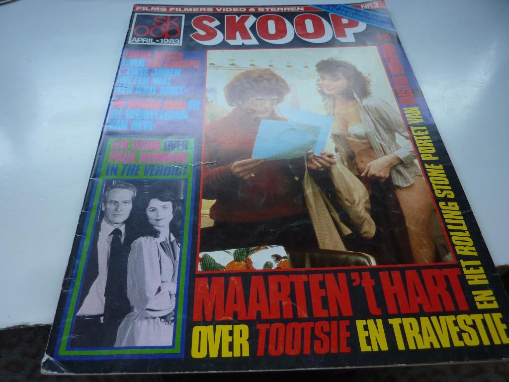 SKOOP 1983-TOOTSIE-DUSTIN HOFFMAN-ZWARTE RUITER-DE 4DE MAN, Verzamelen, Verzenden, 1980 tot heden, Tijdschrift