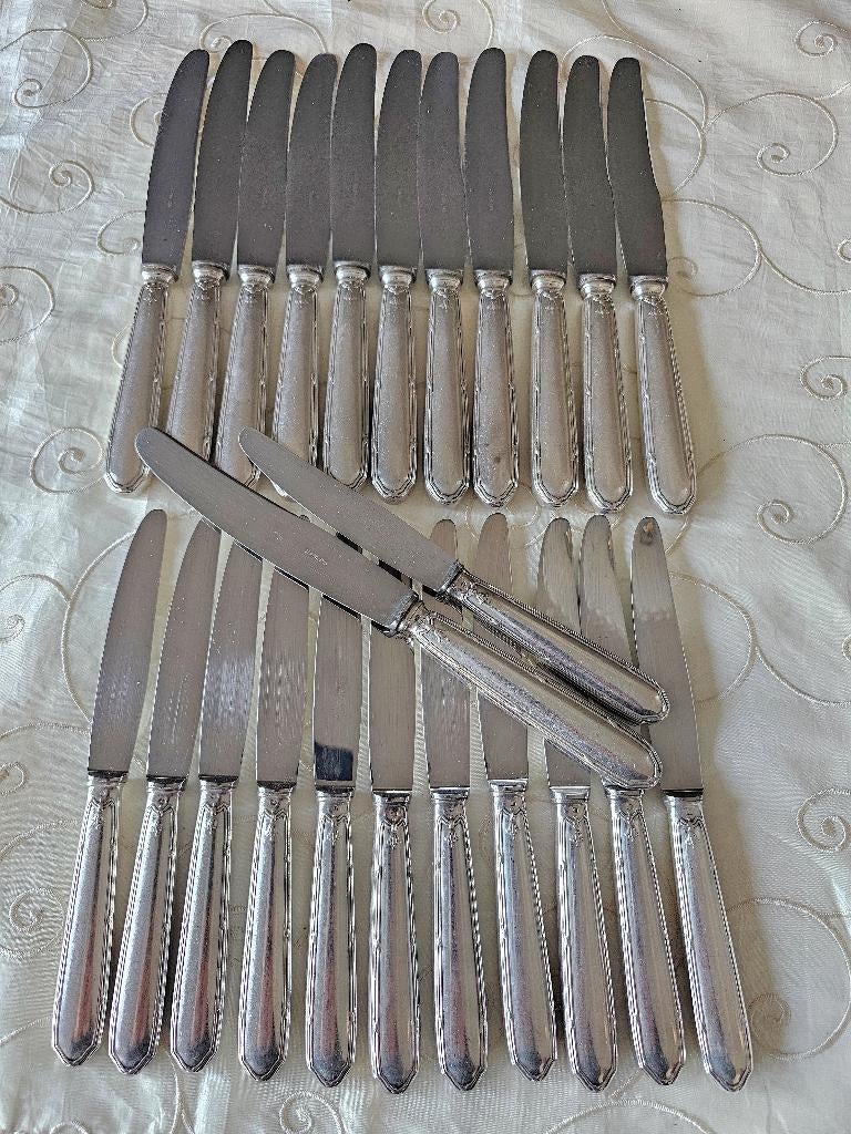 12 dinermessen + 12 ontbijtmessen / voorgerecht verzilverd, Antiek en Kunst, Antiek | Bestek, Ophalen of Verzenden