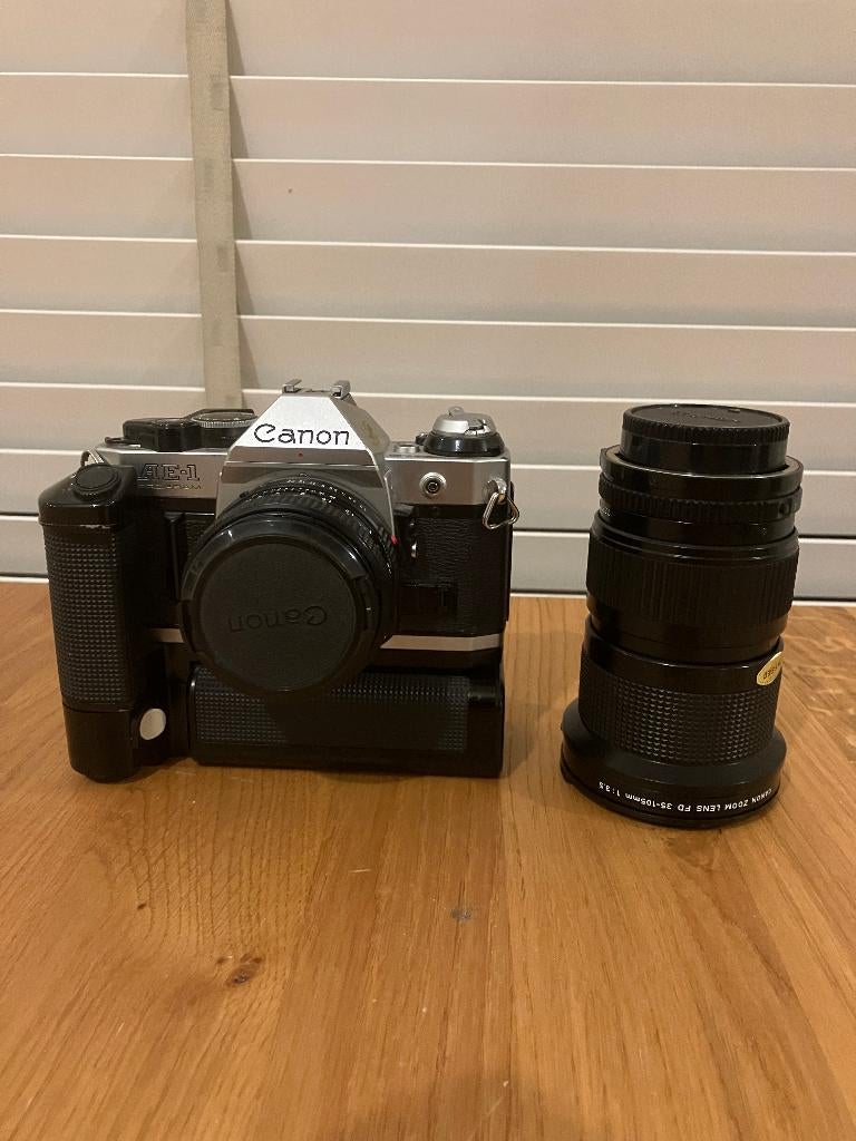 Canon AE-1 Program met zoom lens FB 35-105MM en motor drive, Ophalen of Verzenden, Gebruikt, Spiegelreflex, Canon