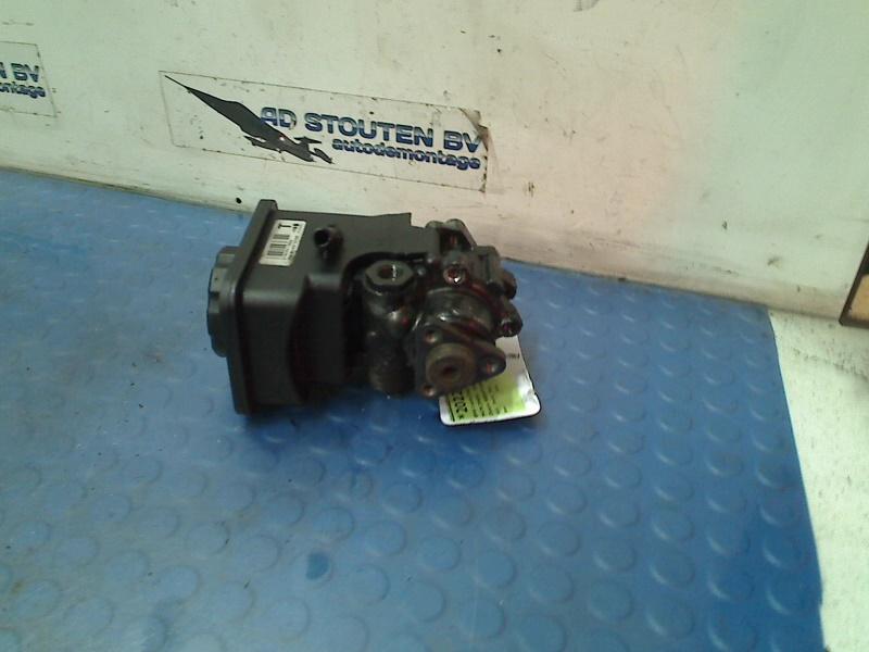 Stuurbekrachtigingspomp BMW 3 serie (E46/4) 2004 7692974519, Gebruikt, Petuelring 130, München 80809, , Duitsland, BMW, Bayerische Motoren Werke AG