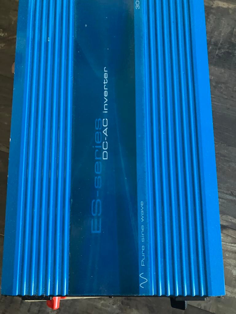 ES-series DC-AC Inverter 3000W Pure Sine Wave, Ophalen of Verzenden, Gebruikt