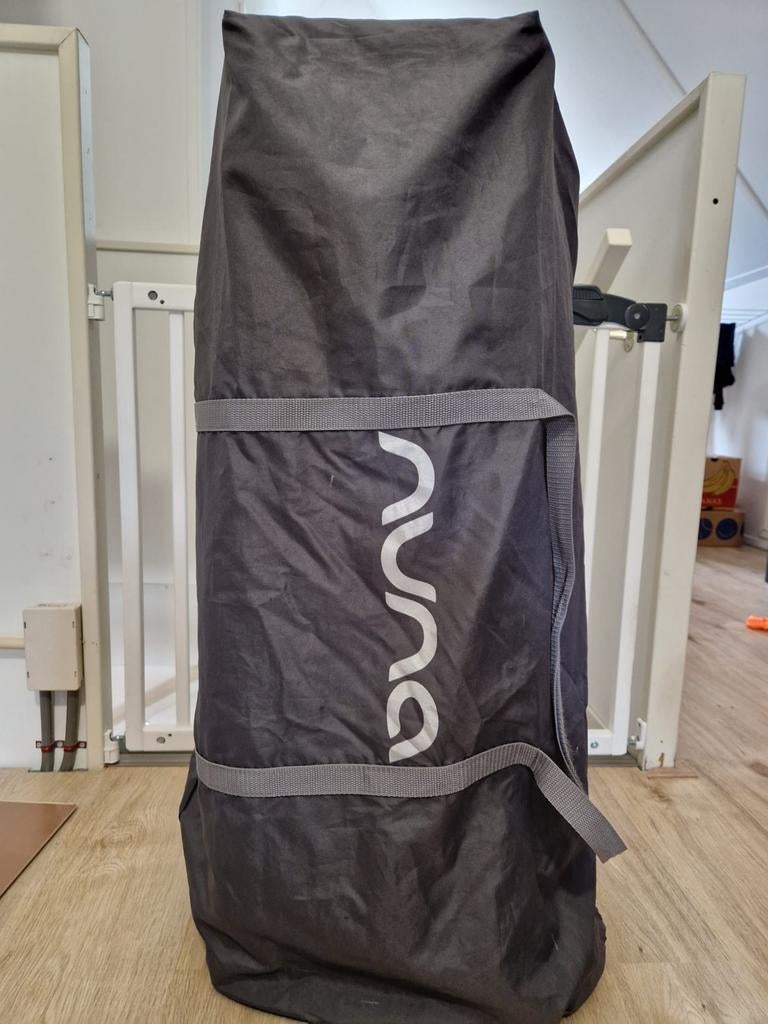 Camping bed Nuna (sena), Kinderen en Baby's, Ophalen