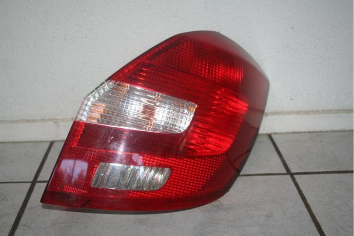 SKODA FABIA 5J HATCHBACK - cw ACHTERLICHT / RECHTS ., Auto-onderdelen, Niet ingevuld, Gebruikt, Niet ingevuld, Ophalen of Verzenden