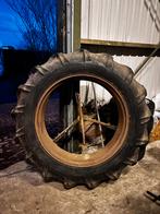 Dubbellucht 13.6 R38 goed gangbaar dubbellucht 12.4 R36, Ophalen of Verzenden