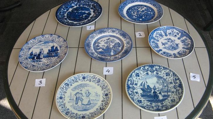 7 Borden Blauw Petrus Regout-Boch Maastricht enz., Antiek en Kunst, Antiek | Servies los, Ophalen of Verzenden