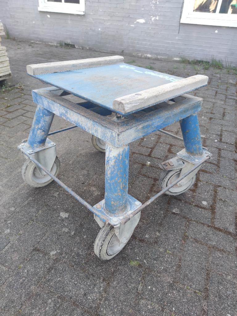 Beeldhouw stalen uitdraaibare rolbok, Doe-het-zelf en Verbouw, Werkbanken, Gebruikt, Minder dan 70 cm, Ophalen