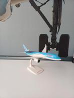 TUI Boeing 787-8 Dreamliner schaalmodel 1:200, Overige merken, 1:144 tot 1:200, Ophalen of Verzenden, Zo goed als nieuw