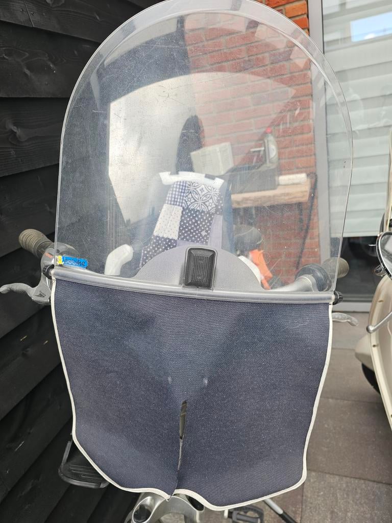 Fietsstoeltje en windscherm, Fietsen en Brommers, Fietsaccessoires | Fietsstoeltjes, Ophalen, Gebruikt