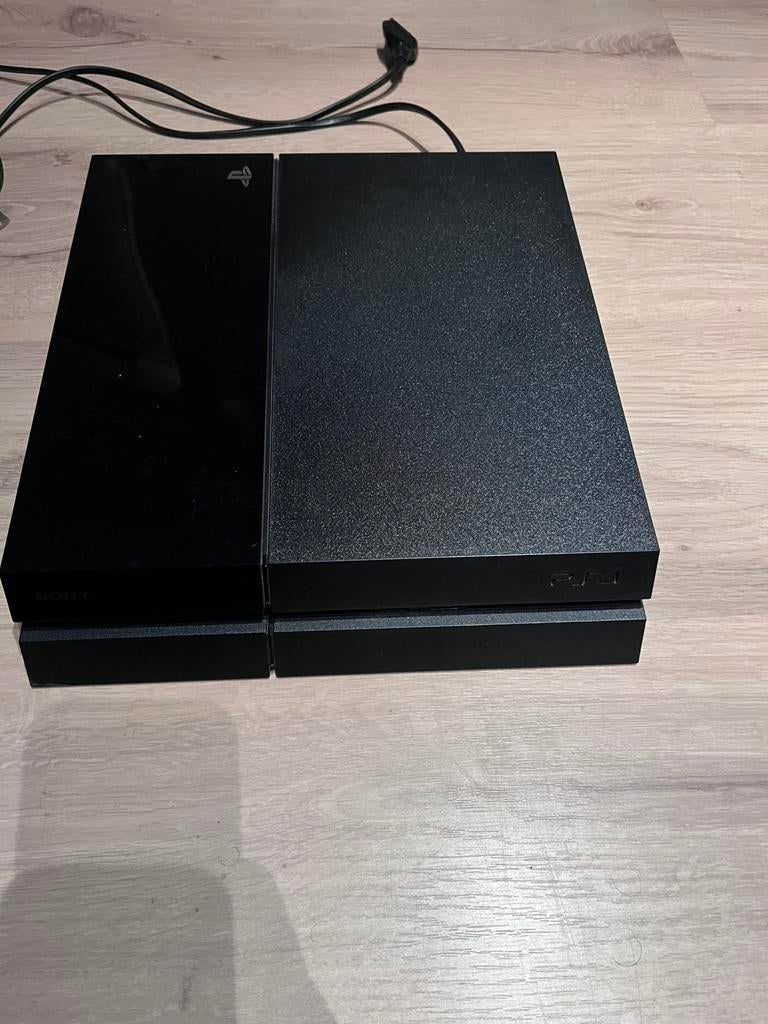 Playstation 4, Spelcomputers en Games, Spelcomputers | Sony PlayStation 4, Ophalen, Zo goed als nieuw, Met 1 controller, Slim