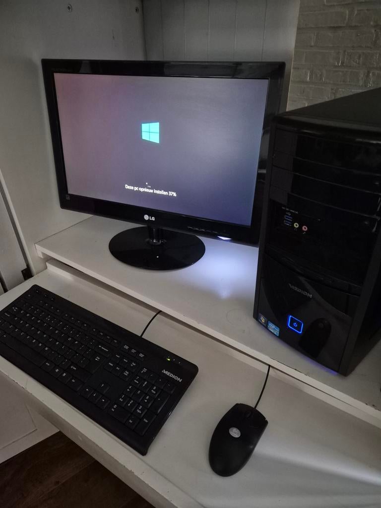 Medion pc compleet, Ophalen of Verzenden