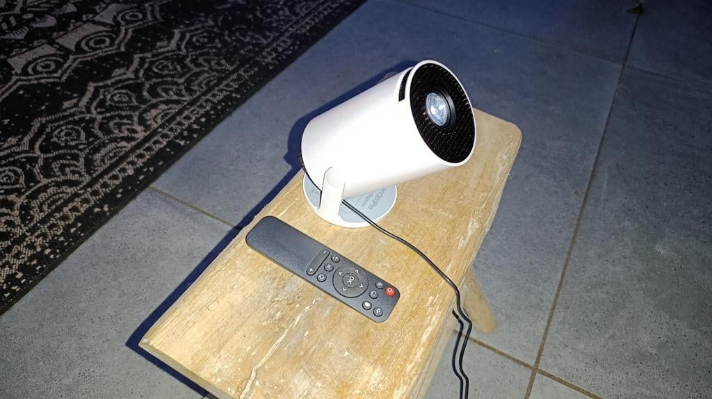 Magcubic HY300 pro+ 8k Android beamer, Audio, Tv en Foto, Beamers, Ophalen of Verzenden, Nieuw, LED