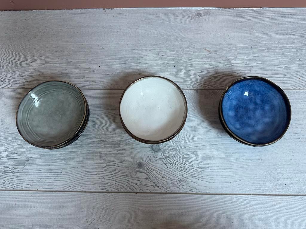Serviesset in diverse blauw/wit/beige, Ophalen of Verzenden, Zo goed als nieuw, Kom(men), Effen