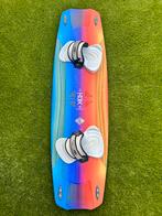 F.one Trax HRD kiteboard., Watersport en Boten, Kitesurfen, Twintip, Kiteboard, Ophalen of Verzenden, Zo goed als nieuw