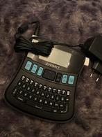 Dymo labelwriter met lader en tape, Ophalen of Verzenden, Zo goed als nieuw, Qwerty, Tape-label