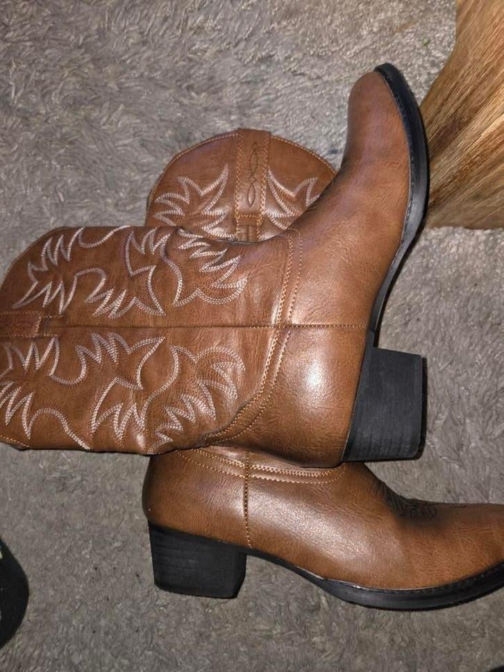 Nieuwe Cowboylaarzen - Bruin met Borduurwerk, Ophalen of Verzenden, Nieuw, Bruin, Hoge laarzen