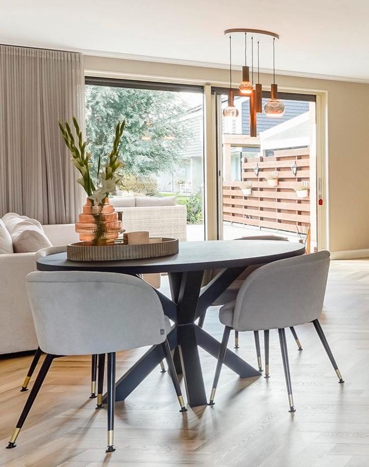 Eettafel Walton PUUUR Interiors - Eiken Fineer Wengé, Huis en Inrichting, Tafels | Eettafels, Zo goed als nieuw, 100 tot 150 cm