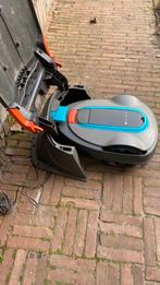 Gardena Sileno City 500 robotmaaier inclusief garage, Tuin en Terras, Robotmaaiers, Ophalen of Verzenden, Zo goed als nieuw, Minder dan 20 cm