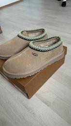 Nieuwe UGG pantoffels maat 39 – beige – ongedragen, Beige, Nieuw, Ophalen of Verzenden, Pantoffels of Sloffen