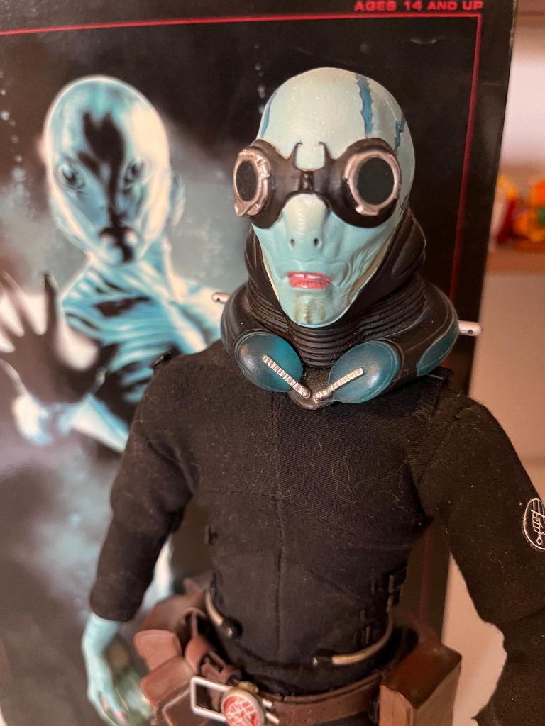 Abe Sapien 30 cm figuur Hellboy Sideshow Collectibles 2004, Ophalen of Verzenden, Gebruikt, Film, Actiefiguur of Pop