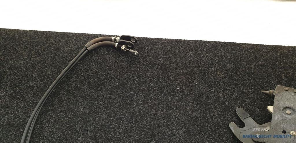 Dakhaak achterklep Peugeot 206 CC cabriolet kofferbak sluiti, Taurusavenue 1
2132 LS  Hoofddorp, NL, Gebruikt, Contact.group@renault.com