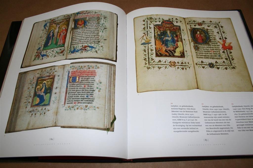 Beeldschone Boeken — Middeleeuwse Manuscripten Utrecht, Ophalen of Verzenden, Zo goed als nieuw