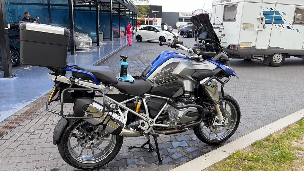 BMW R1200GS LC  Zeer compleet en veel nieuwe onderdelen, 2 cilinders, Motorrijbewijs A, Gebruikt, Particulier
