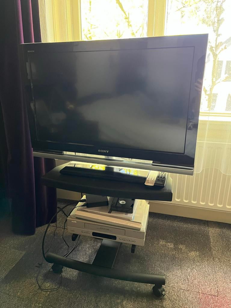 Tv tafel verrijdbaar modern, Huis en Inrichting, Kasten | Televisiemeubels, Ophalen, Gebruikt, 50 tot 100 cm, Minder dan 100 cm