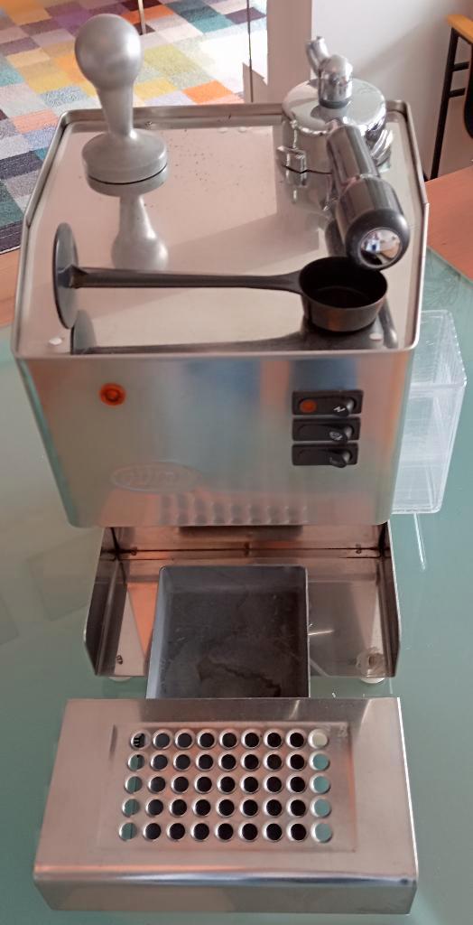 QUICK MILL koffiemachine, piston, Witgoed en Apparatuur, Koffiezetapparaten, Gebruikt, Gemalen koffie, Koffiemachine, 4 tot 10 kopjes